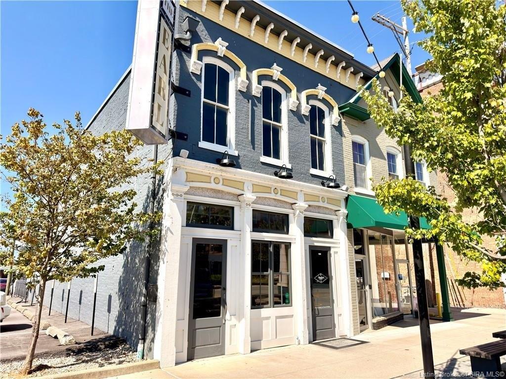 Property Image for 109 E Market Street B