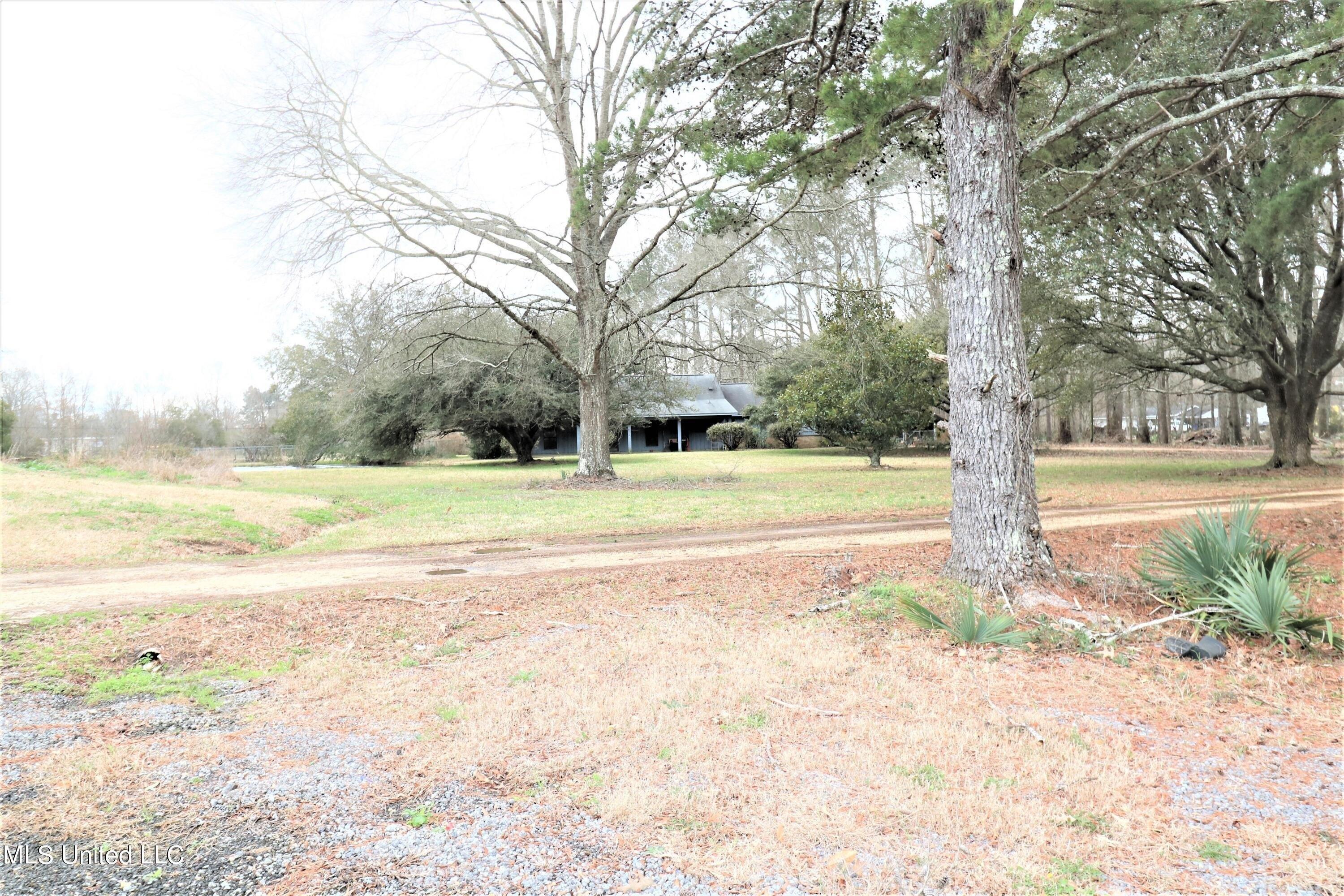 Property Image for 2225 Highway 471