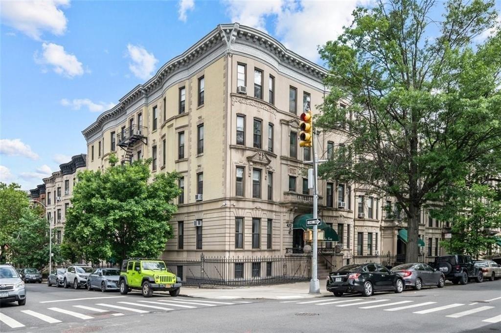 Property Image for 531 5th Street 1