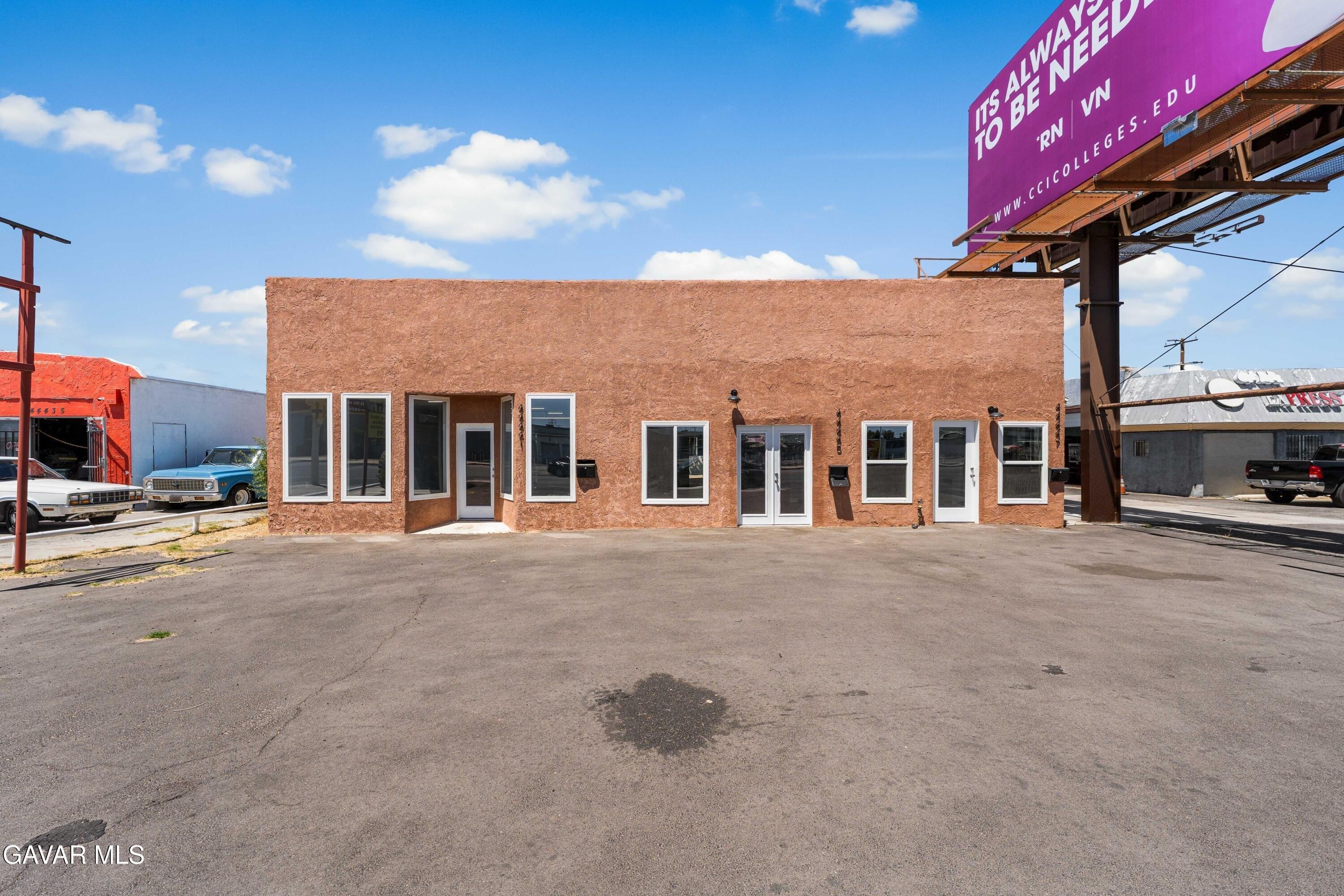 Property Image for 44441 Sierra Highway