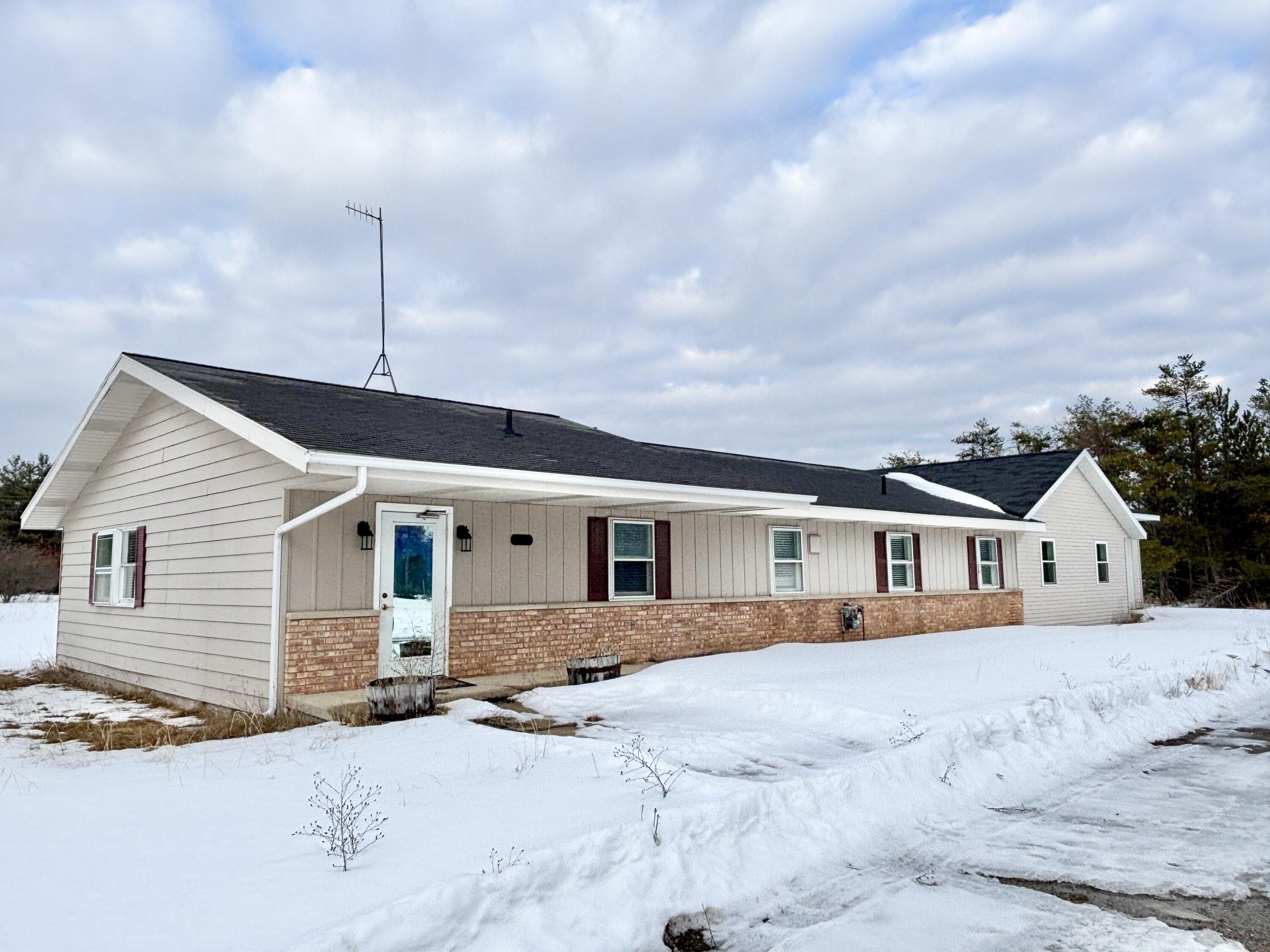 Property Image for 4890 Airport Road