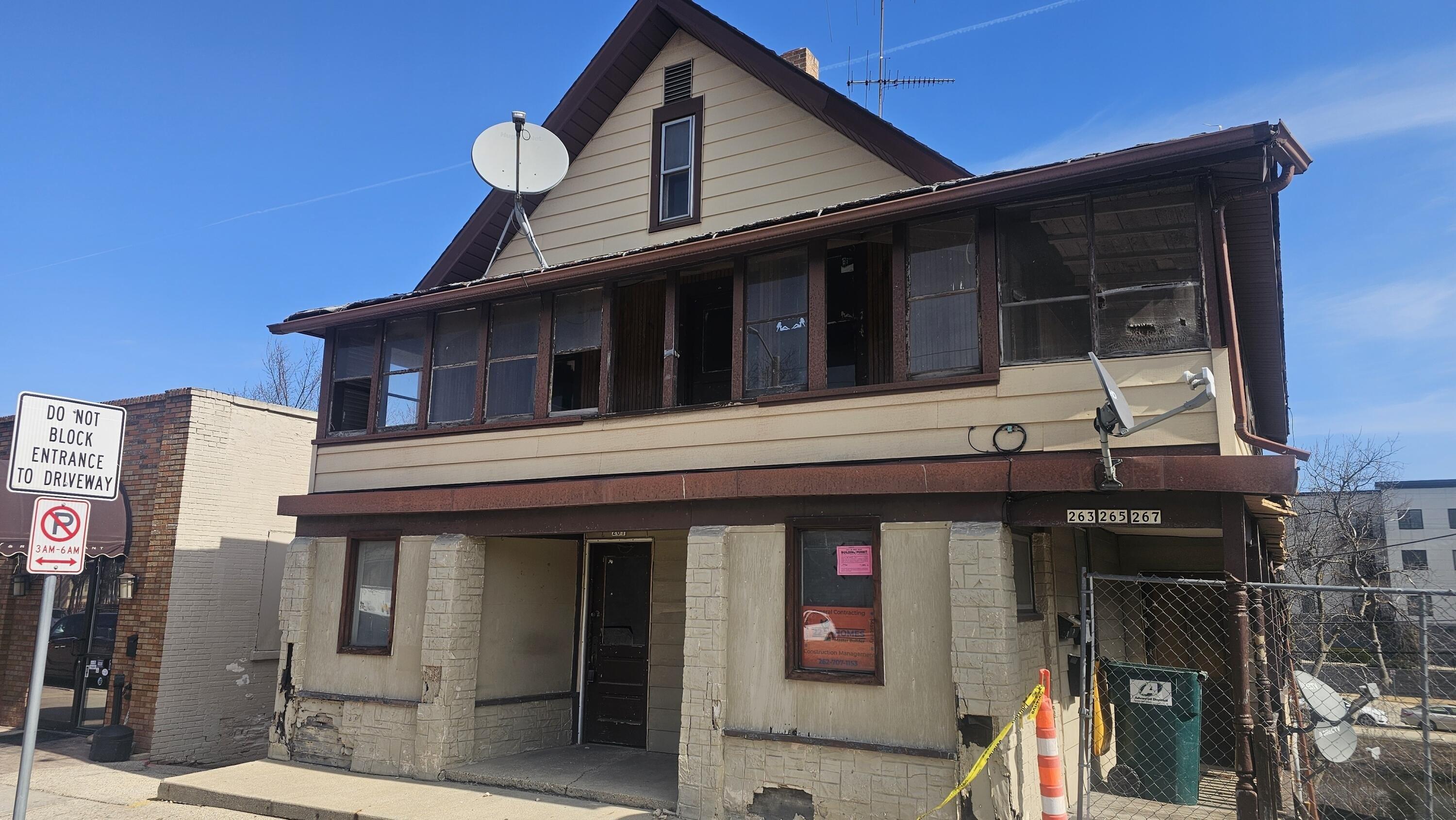 Property Image for 261 S Main St