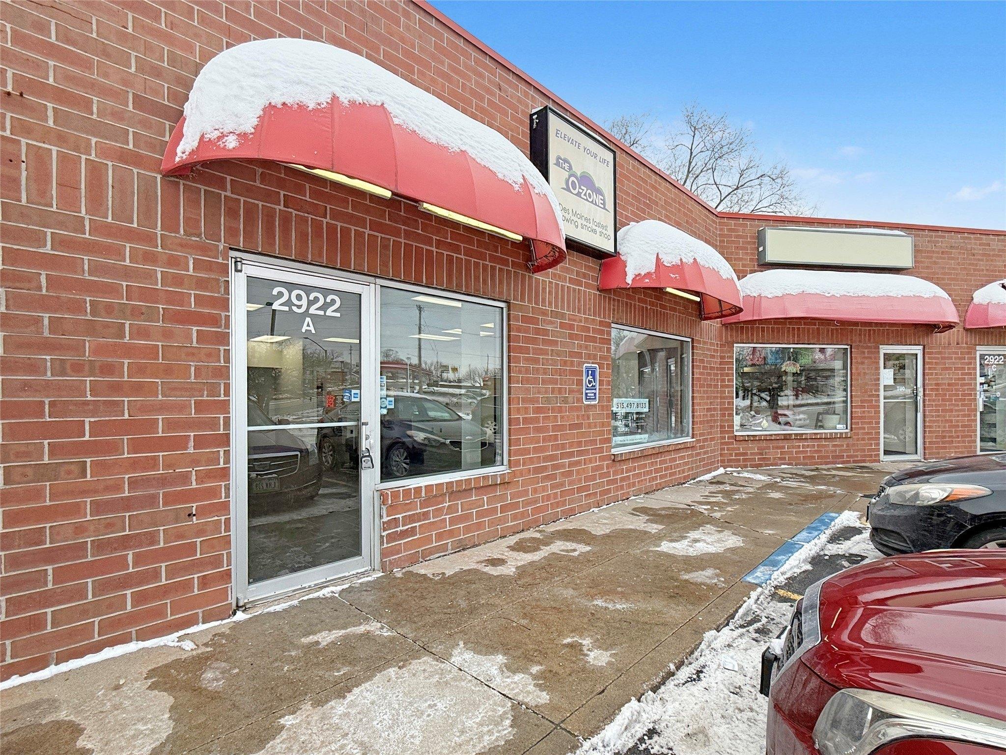 Property Image for 2922 Merle Hay Road