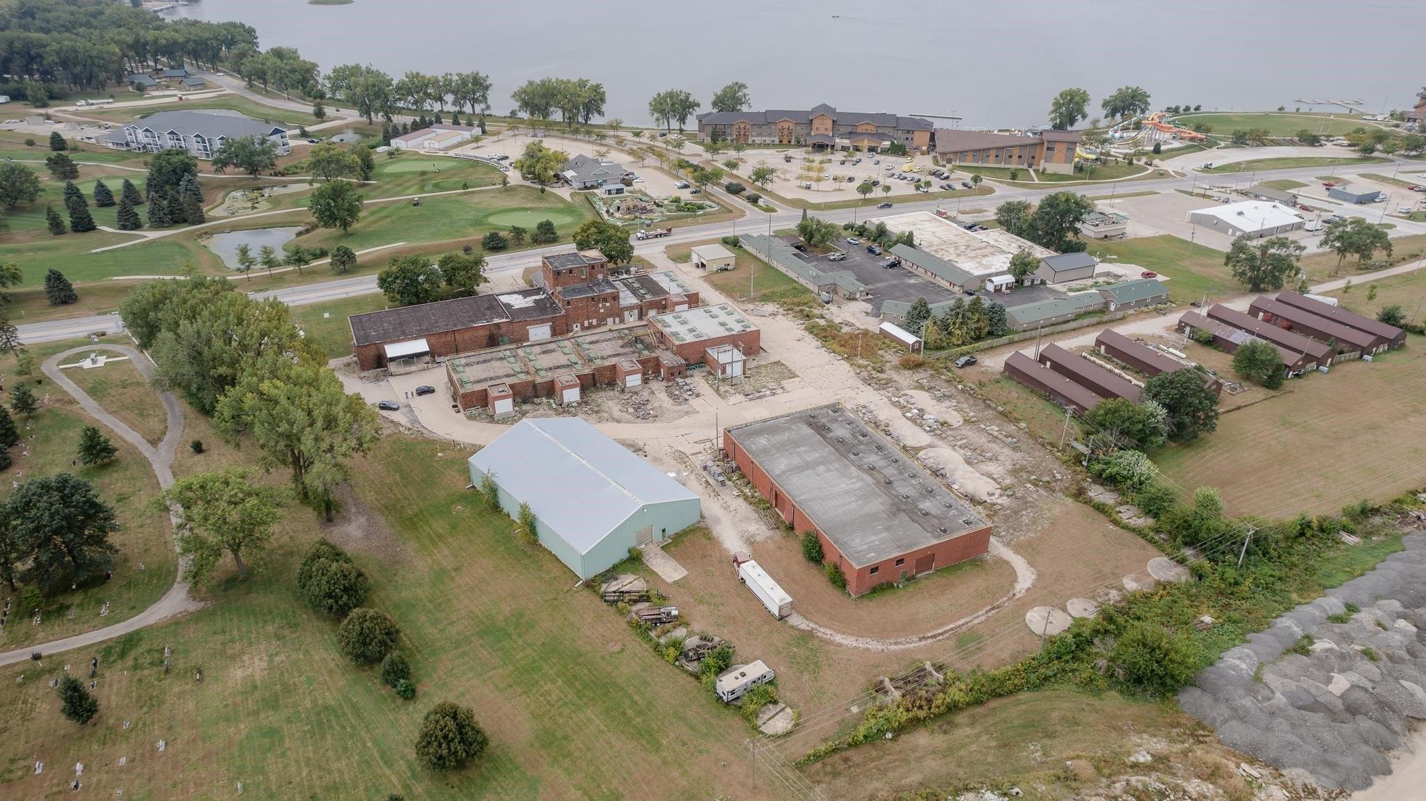 Property Image for 1703 E Lakeshore Drive