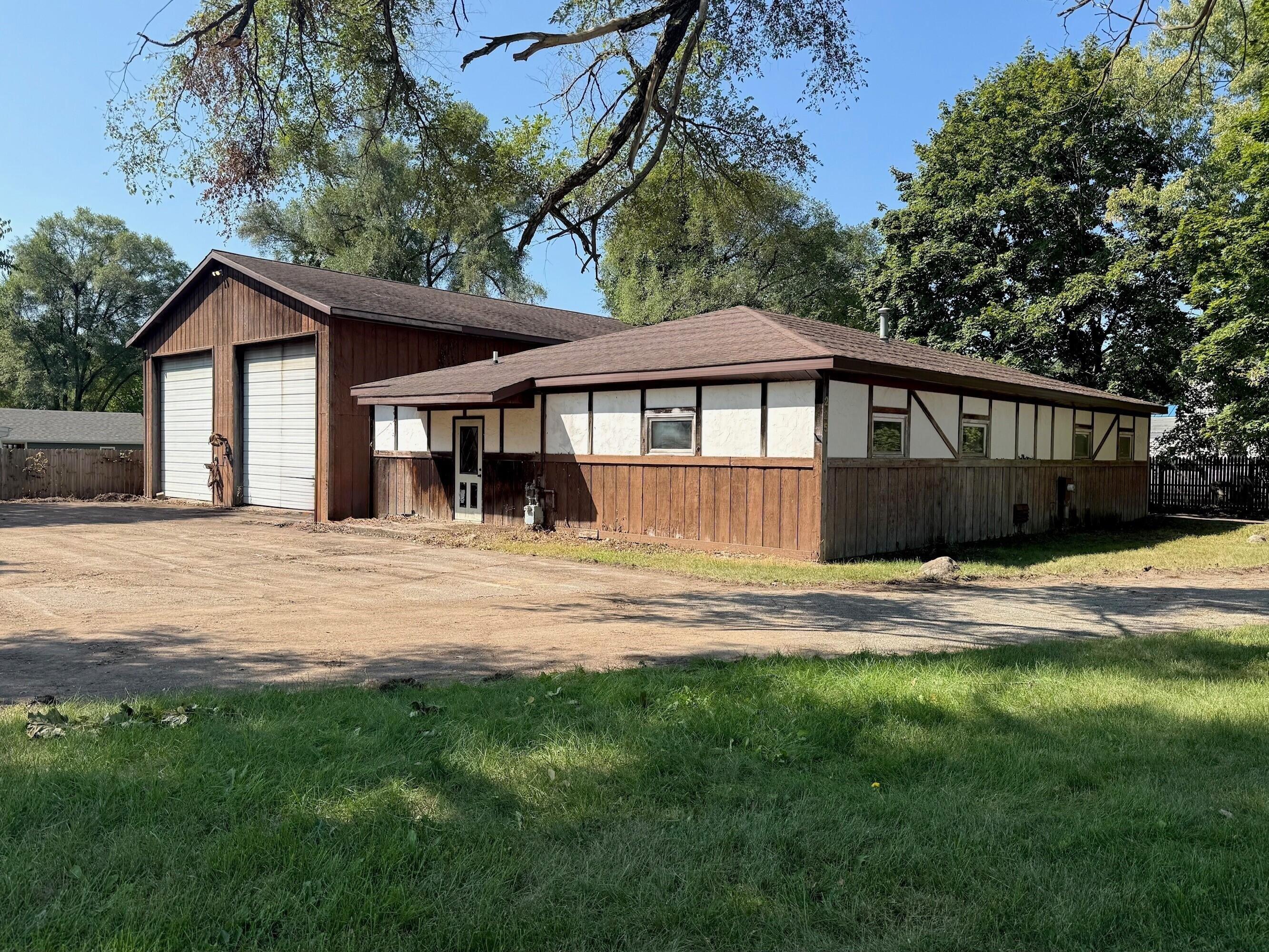 Property Image for 1001 S Bracy Avenue