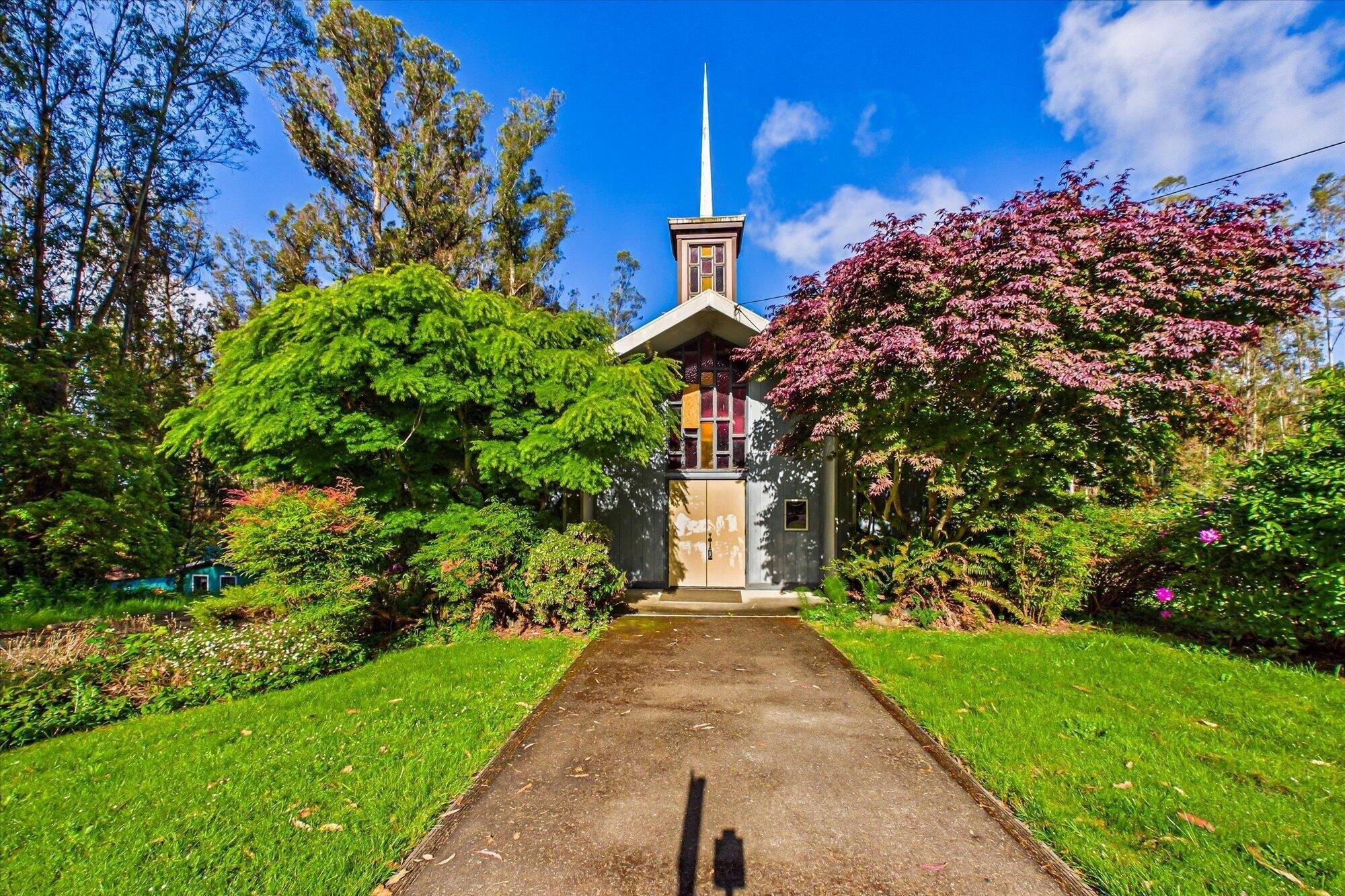 Property Image for 555 Bayside Road