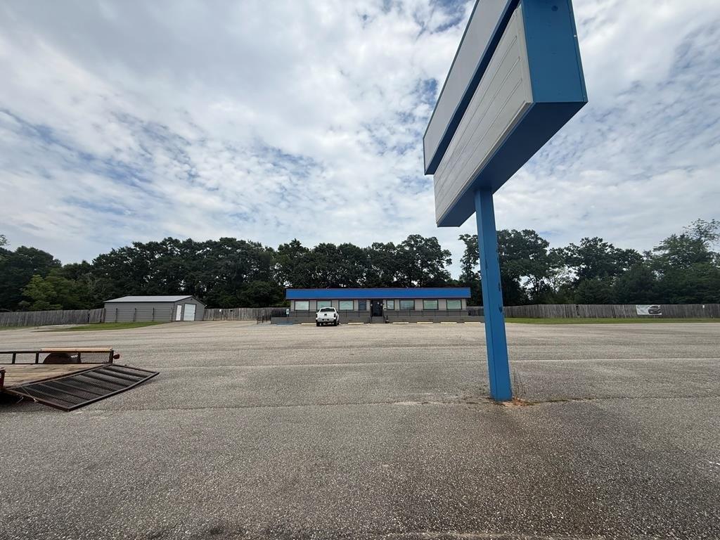 Property Image for 3171 S oates