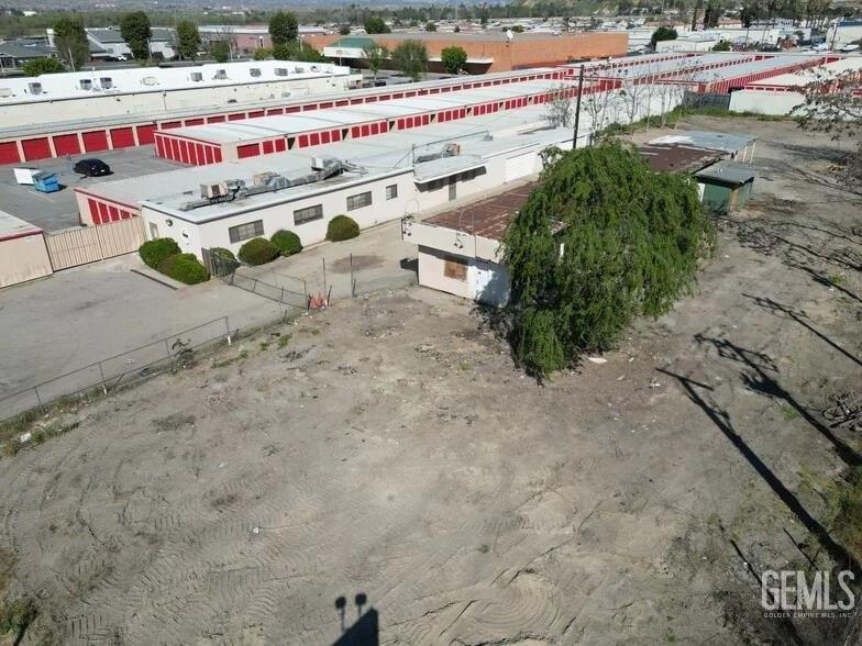 Property Image for 4000 Chester Avenue