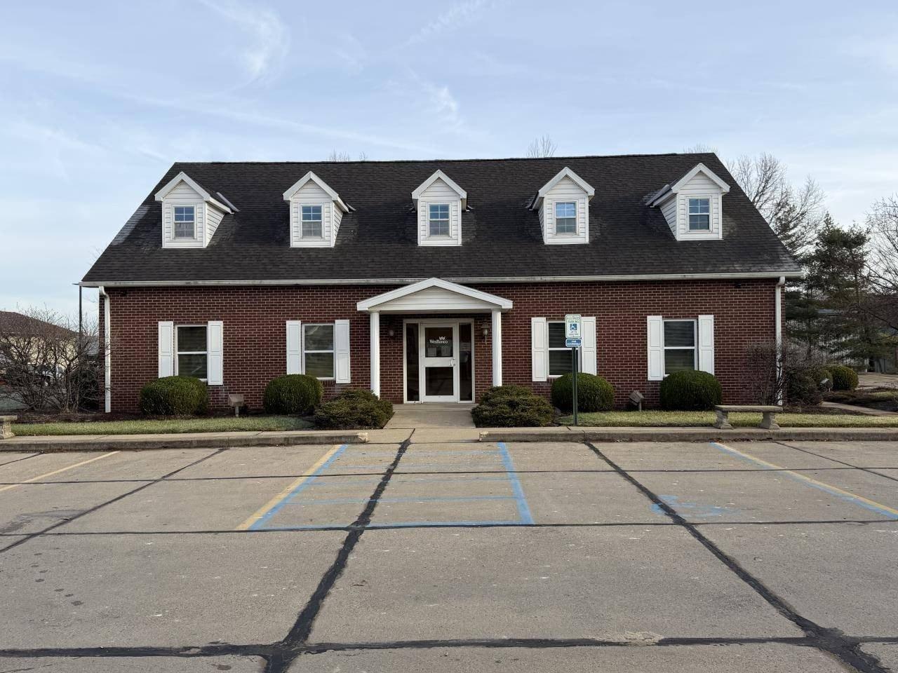 Property Image for 135 Elizabeth Pike