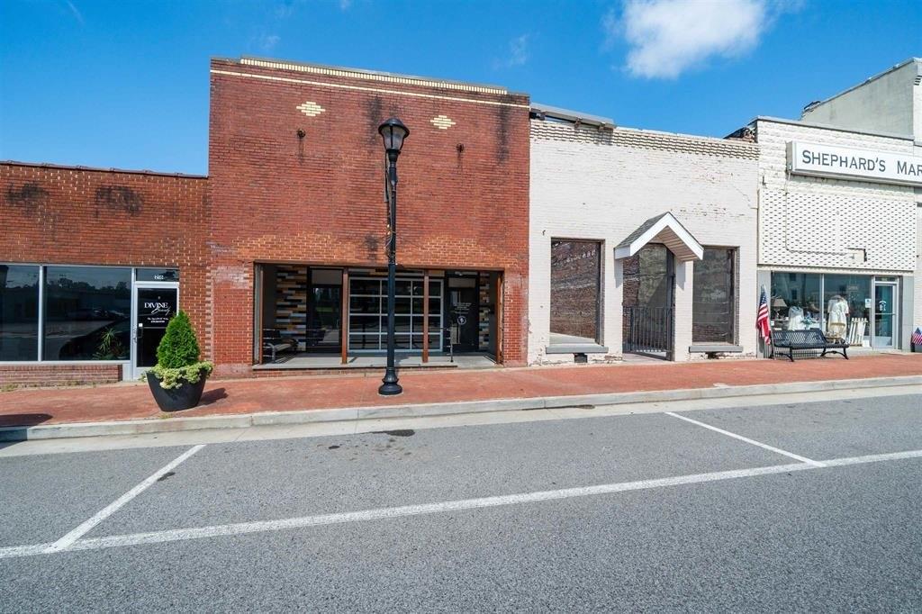 Property Image for 218 N Main Street