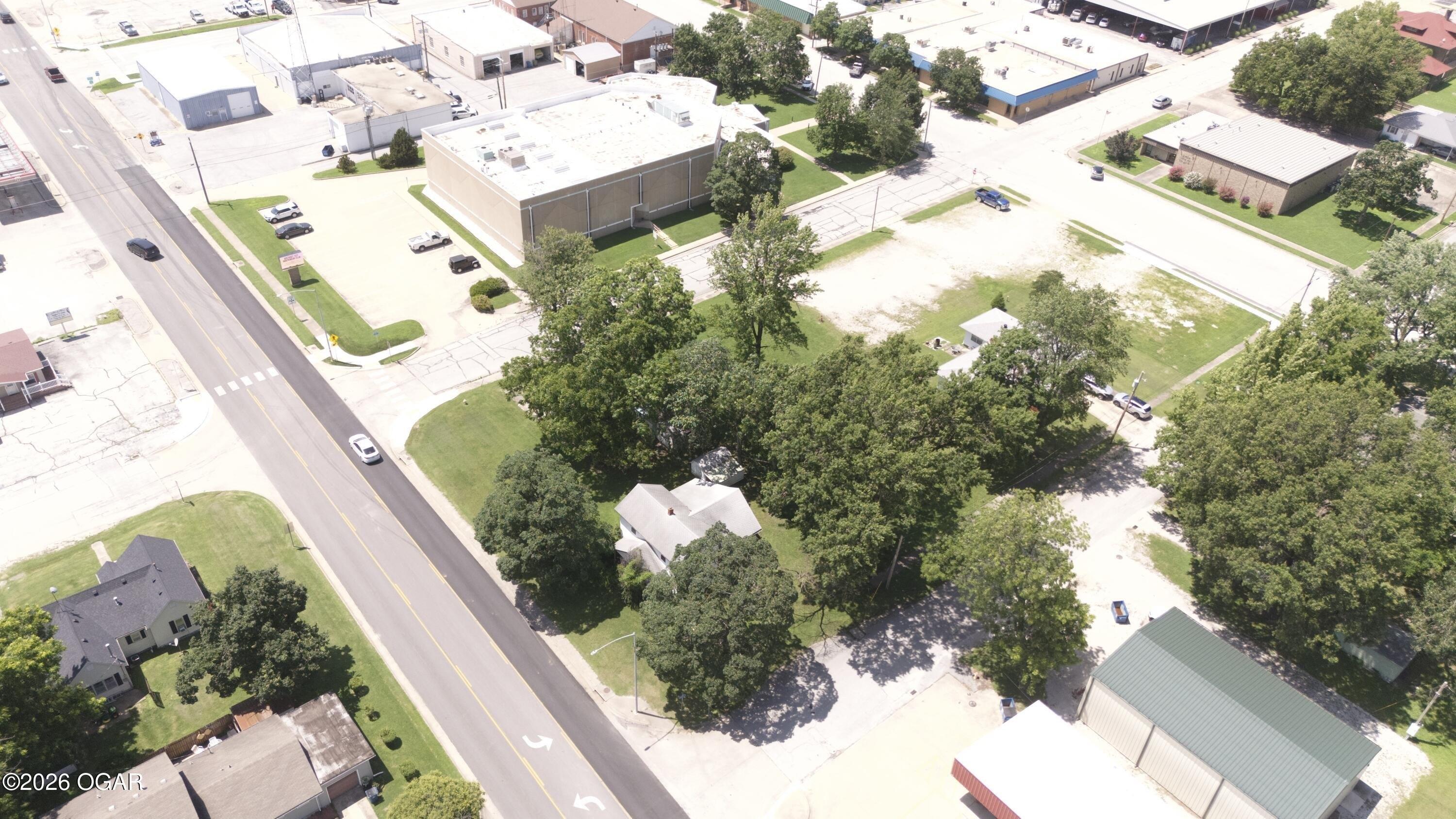 Property Image for 202 E 12th Street
