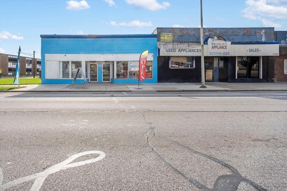 Property Image for 11283 W Jefferson Avenue
