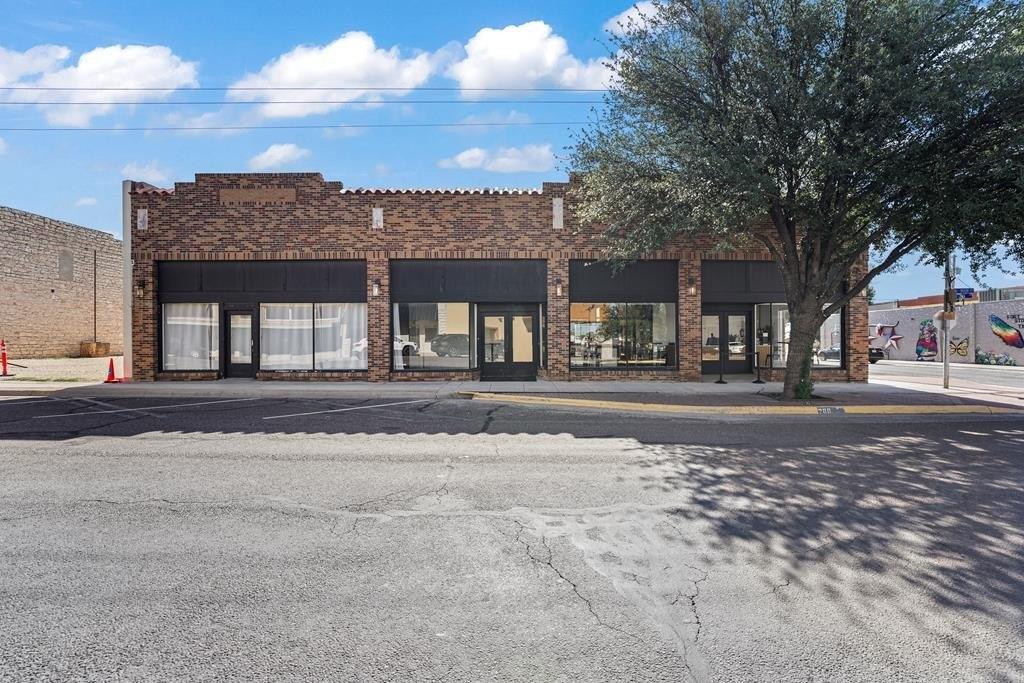 Property Image for 200 N Main St