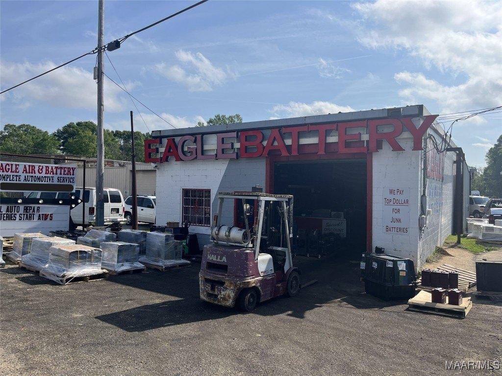 Property Image for 4015 Mobile Highway