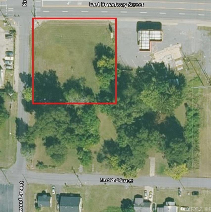 Property Image for 2904 E Broadway Street