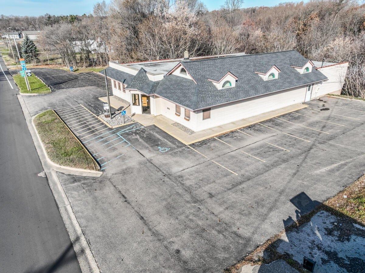 Property Image for 1391 E Michigan Avenue