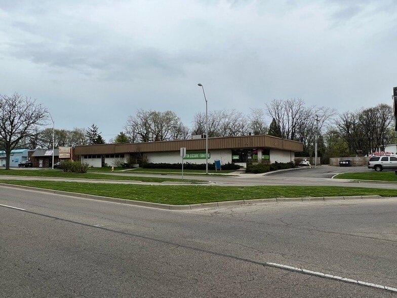 Property Image for 2882 S Dixie Dr, Dayton, OH 45409