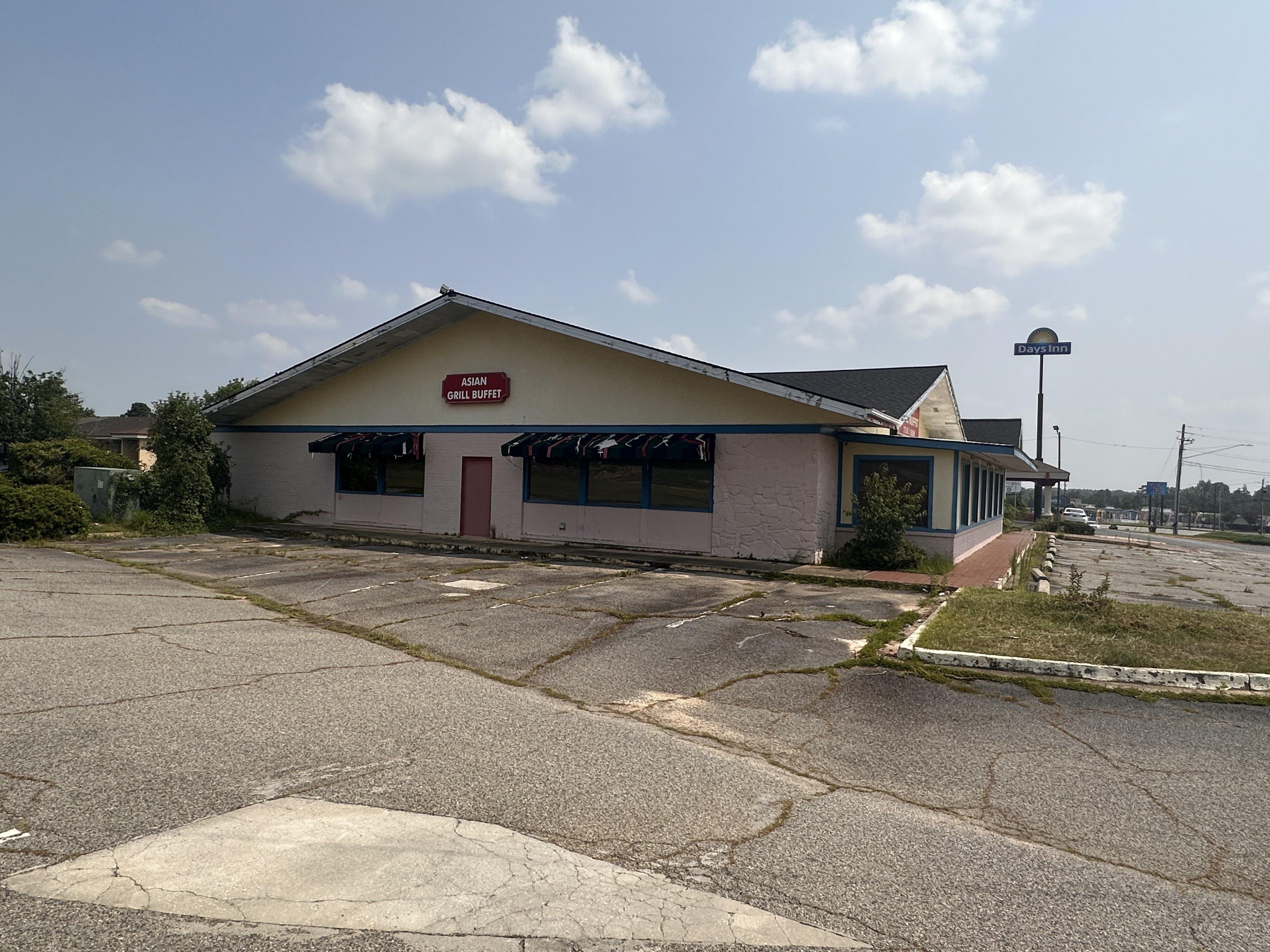 Property Image for 2123 US Highway 441 S, Dublin, GA 31021