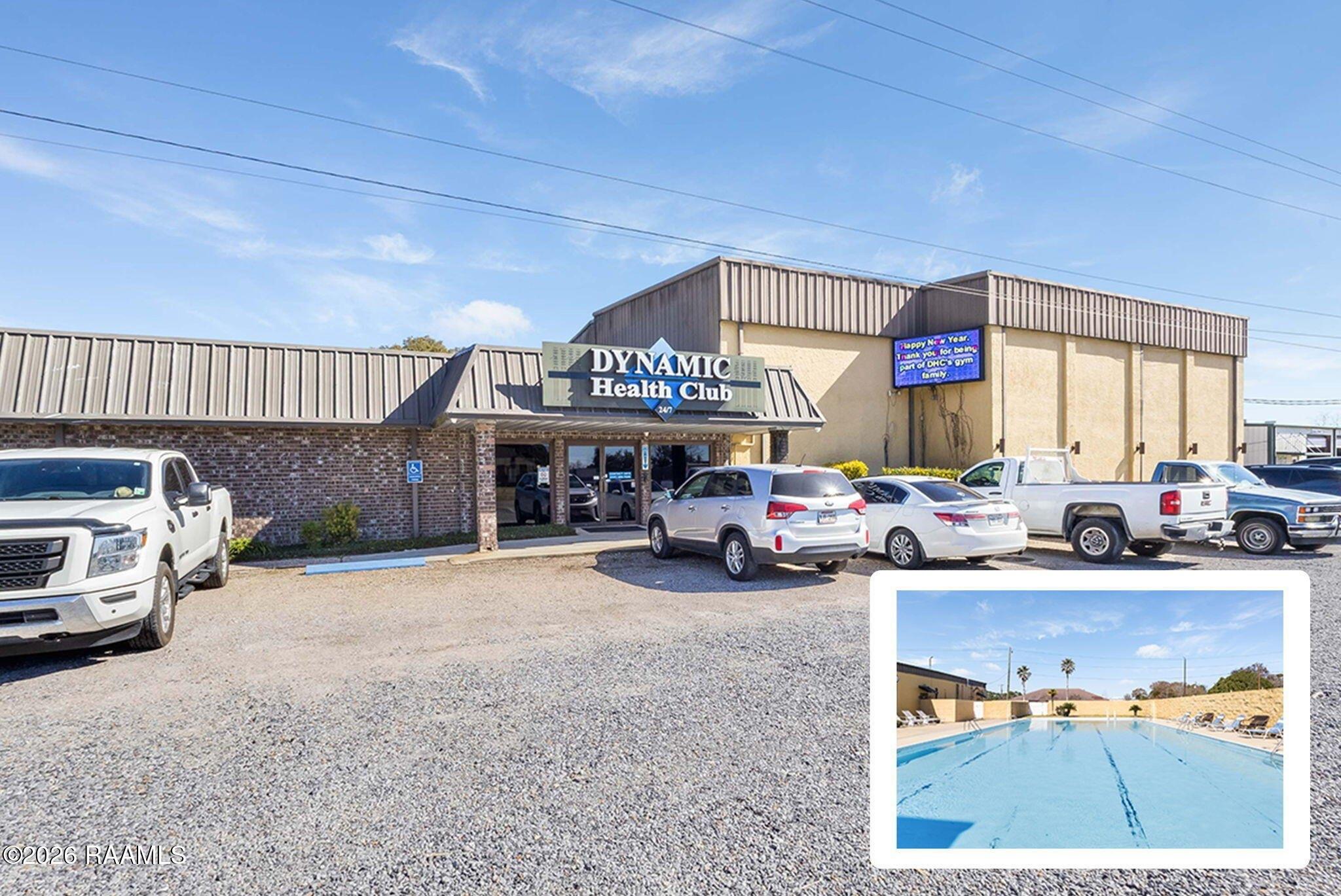 Property Image for 704 W Admiral Doyle Drive