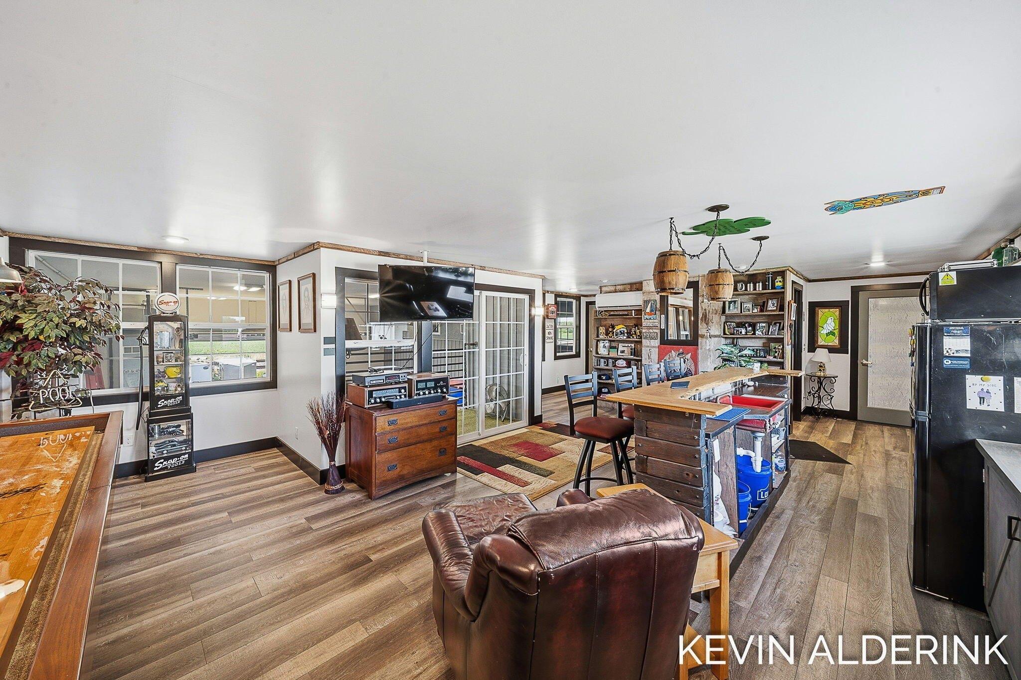 Property Image for 11555 Crossings Ct, Holland, MI 49424