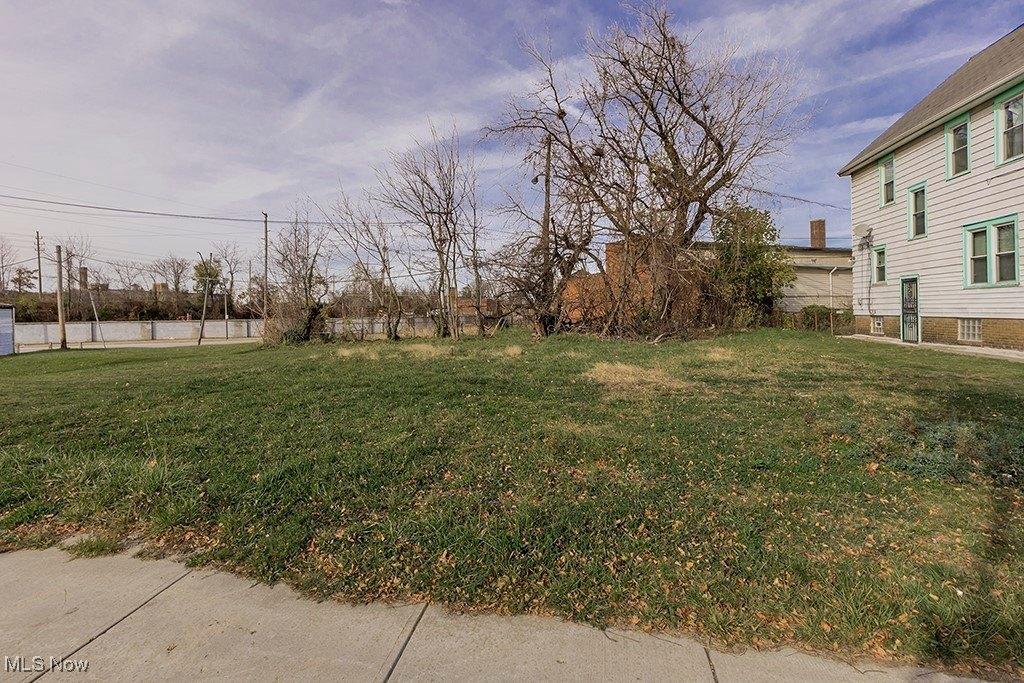 Property Image for V/L Woodworth Avenue