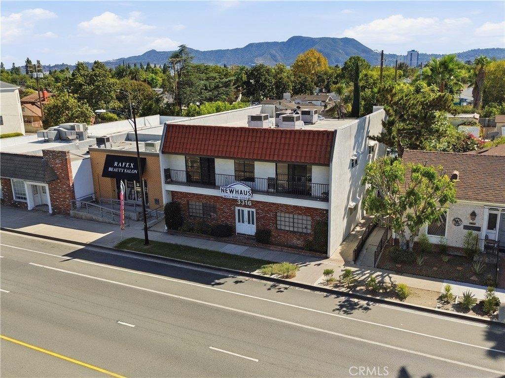 Property Image for 3316 W Victory Boulevard