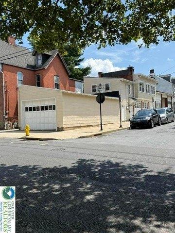 Property Image for 1044 W Liberty