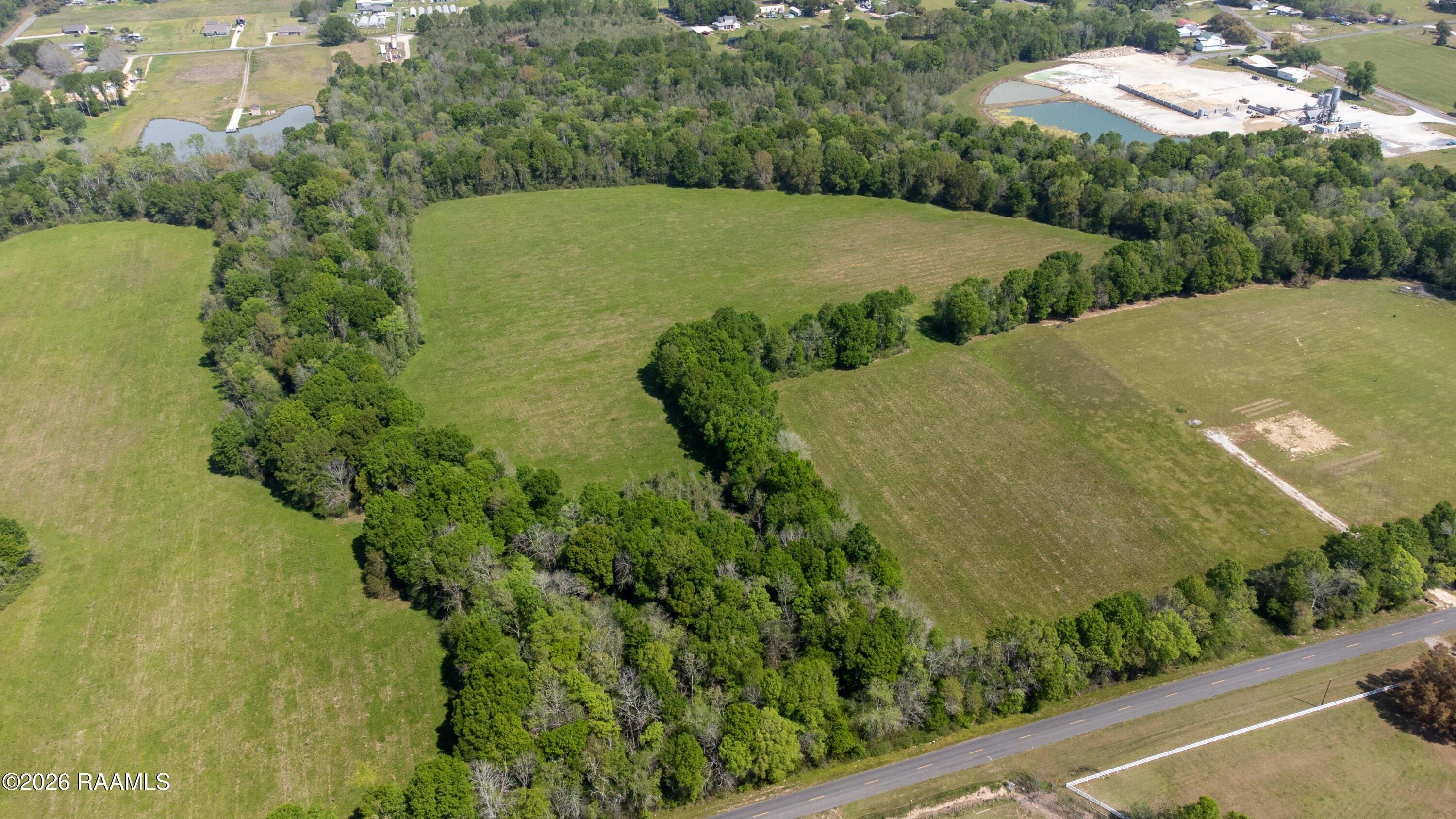 Property Image for 1400 Blk La Hwy 761