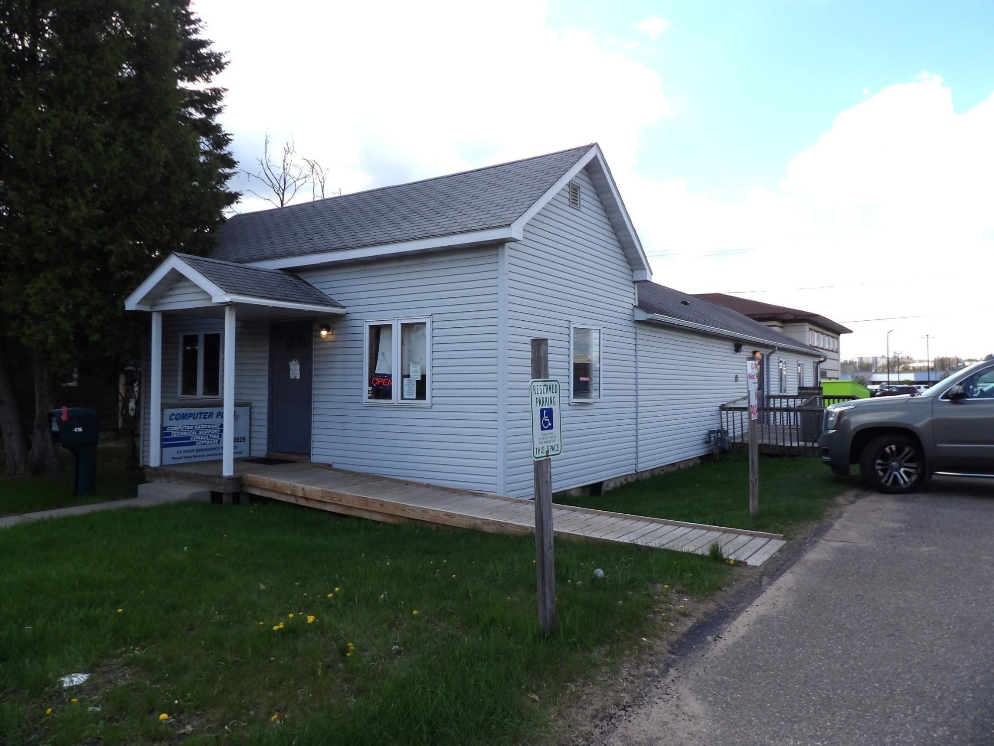 Property Image for 416 Pelham St S