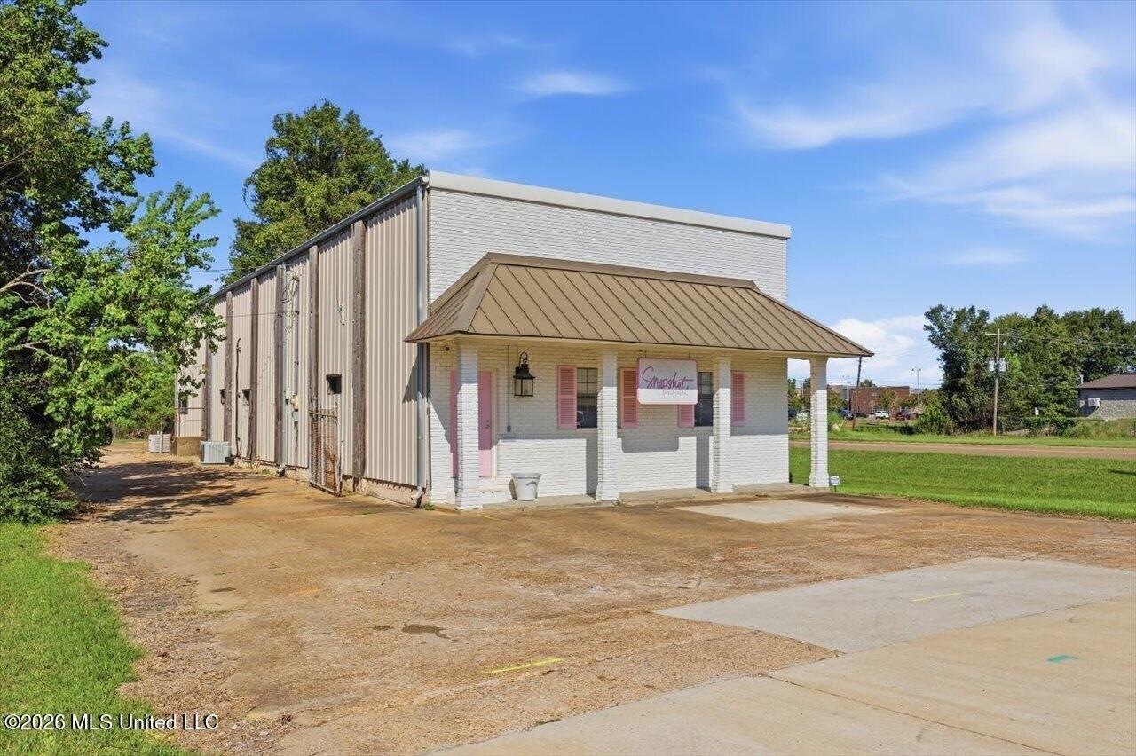 Property Image for 1013 N Flowood Drive