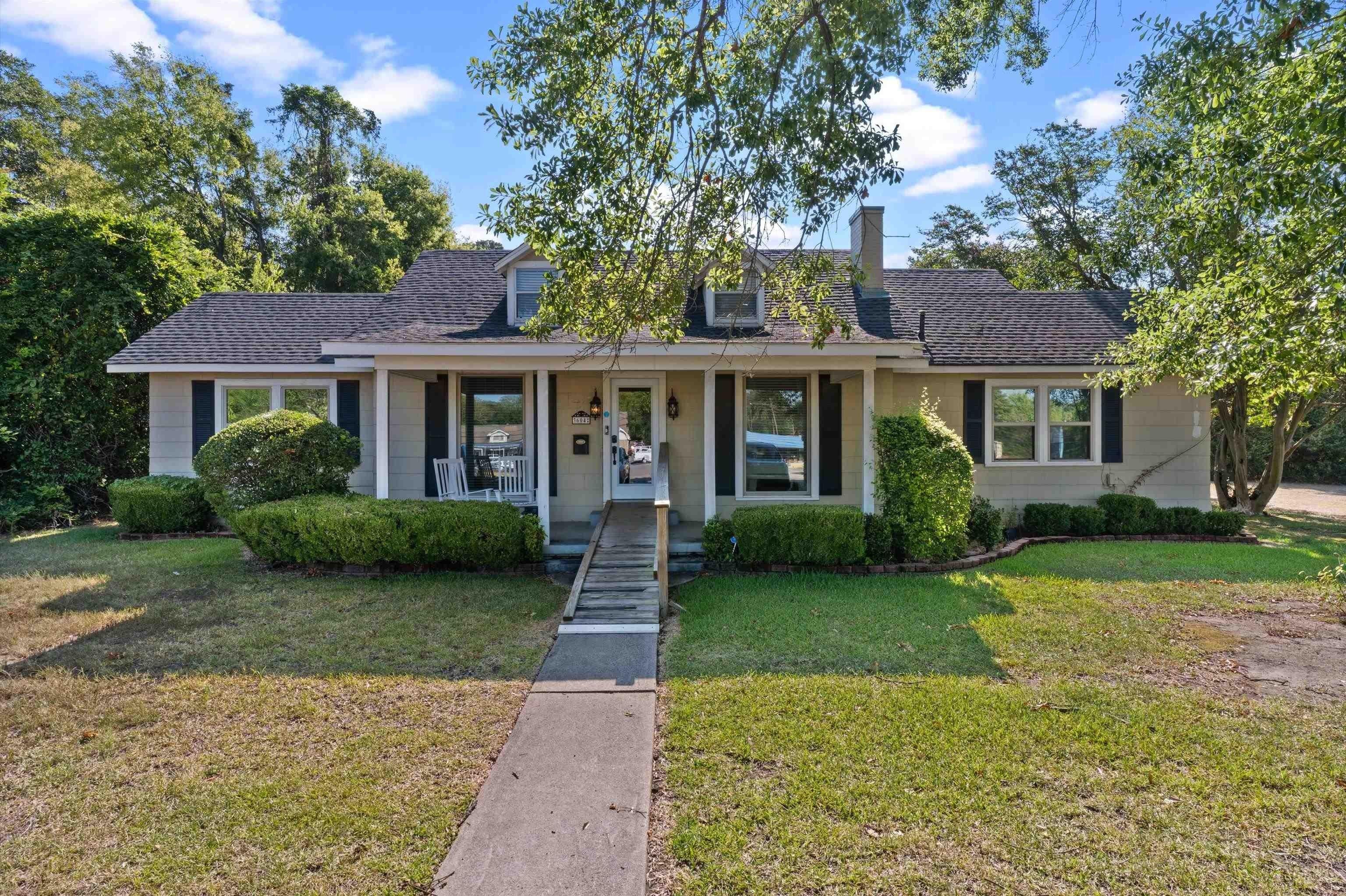 Property Image for 3604 Gilmer Rd