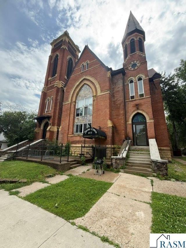 Property Image for 415 S Broad Street
