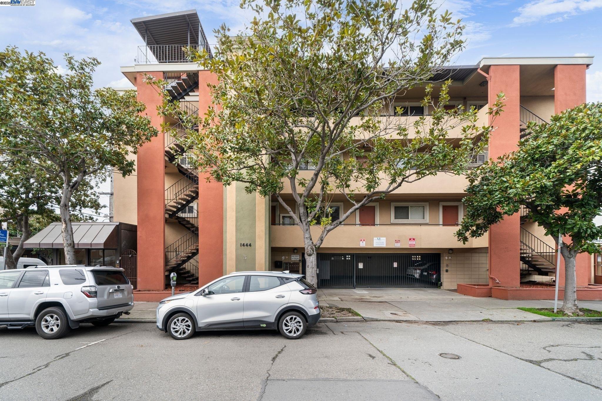 Property Image for 1444 Walnut St