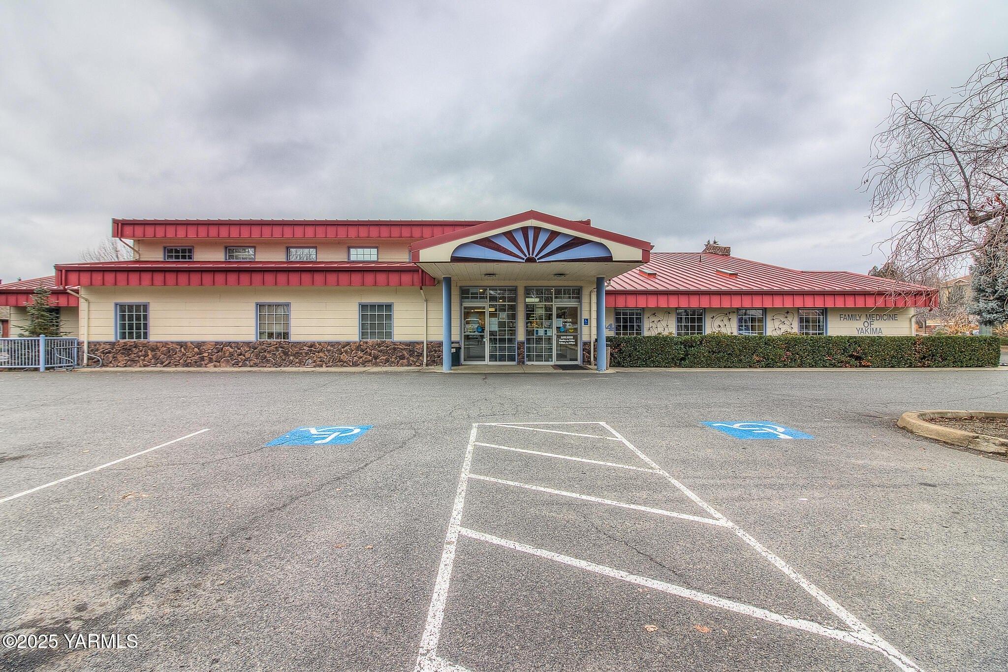 Property Image for 504 N 40th Ave