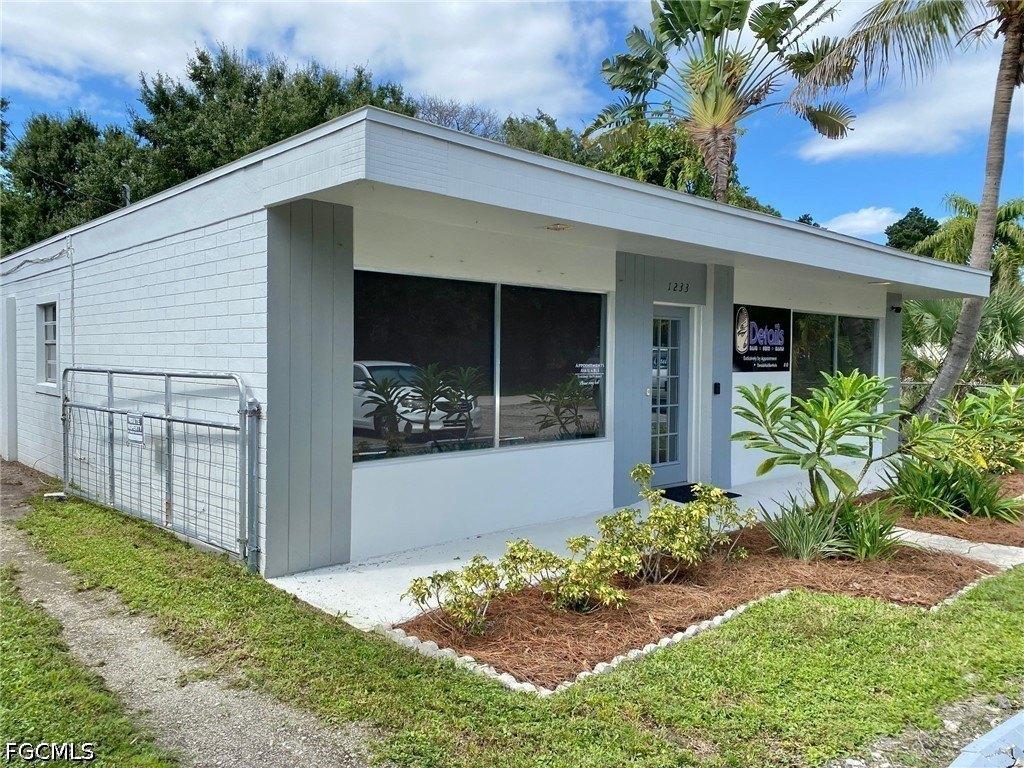 Property Image for 1231/1233 Lamar Road