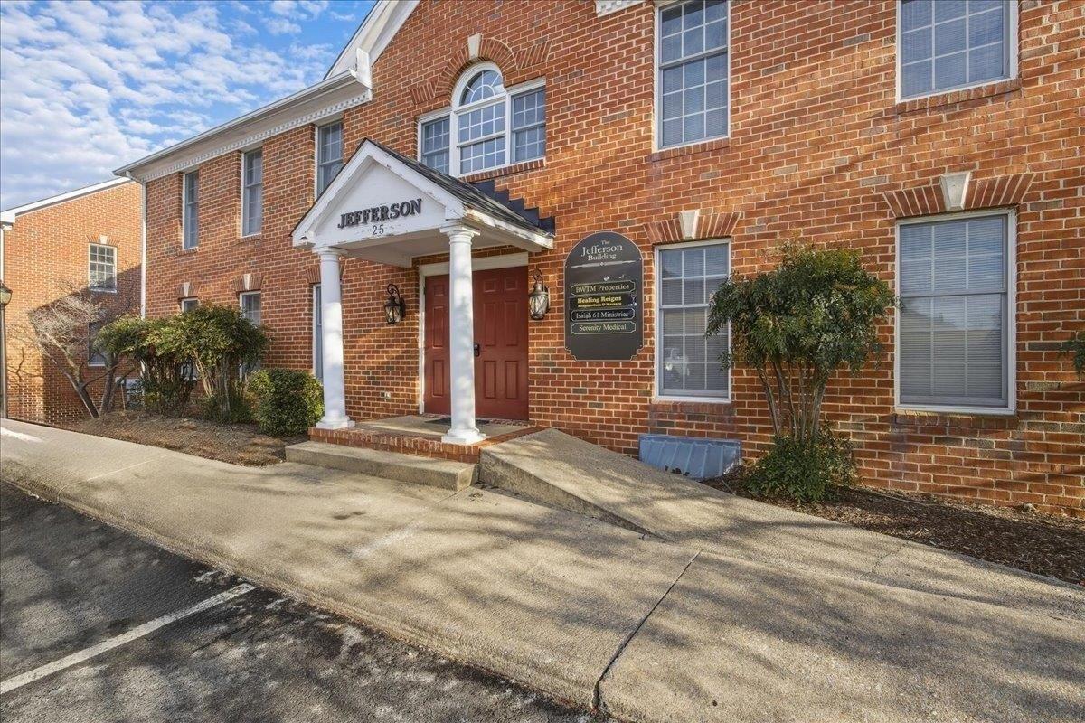 Property Image for 25 Stoneridge Dr 104