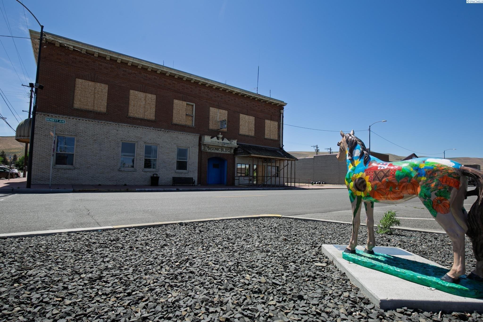 Property Image for 601 7th Street