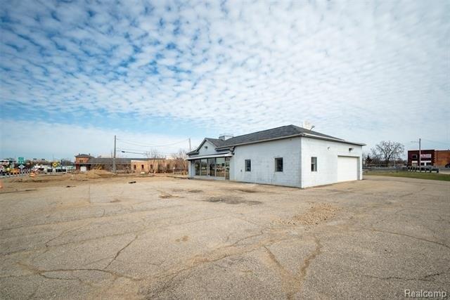 Property Image for 301 S Cooper Street