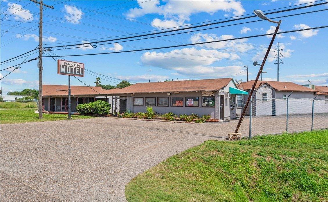 Property Image for 4206 Leopard Street