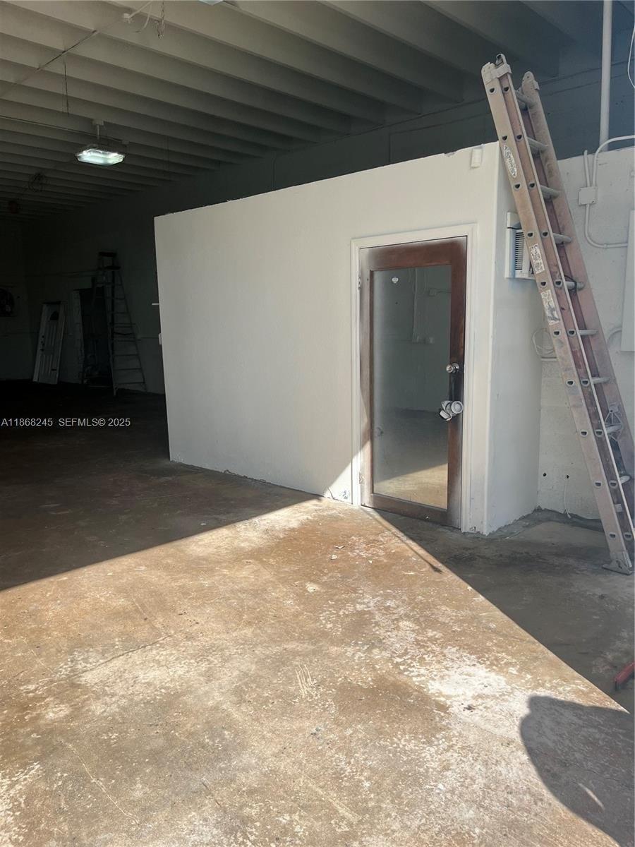 Property Image for 1001 E 43rd St