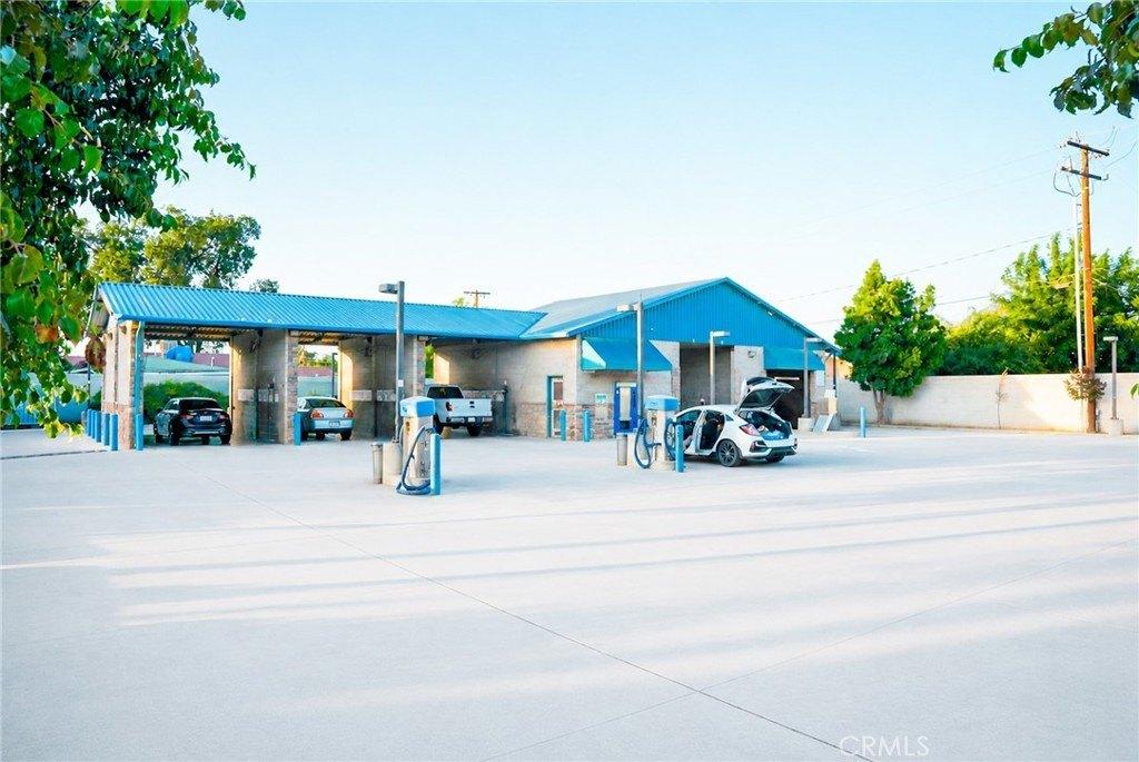 Property Image for 1220 W Houston