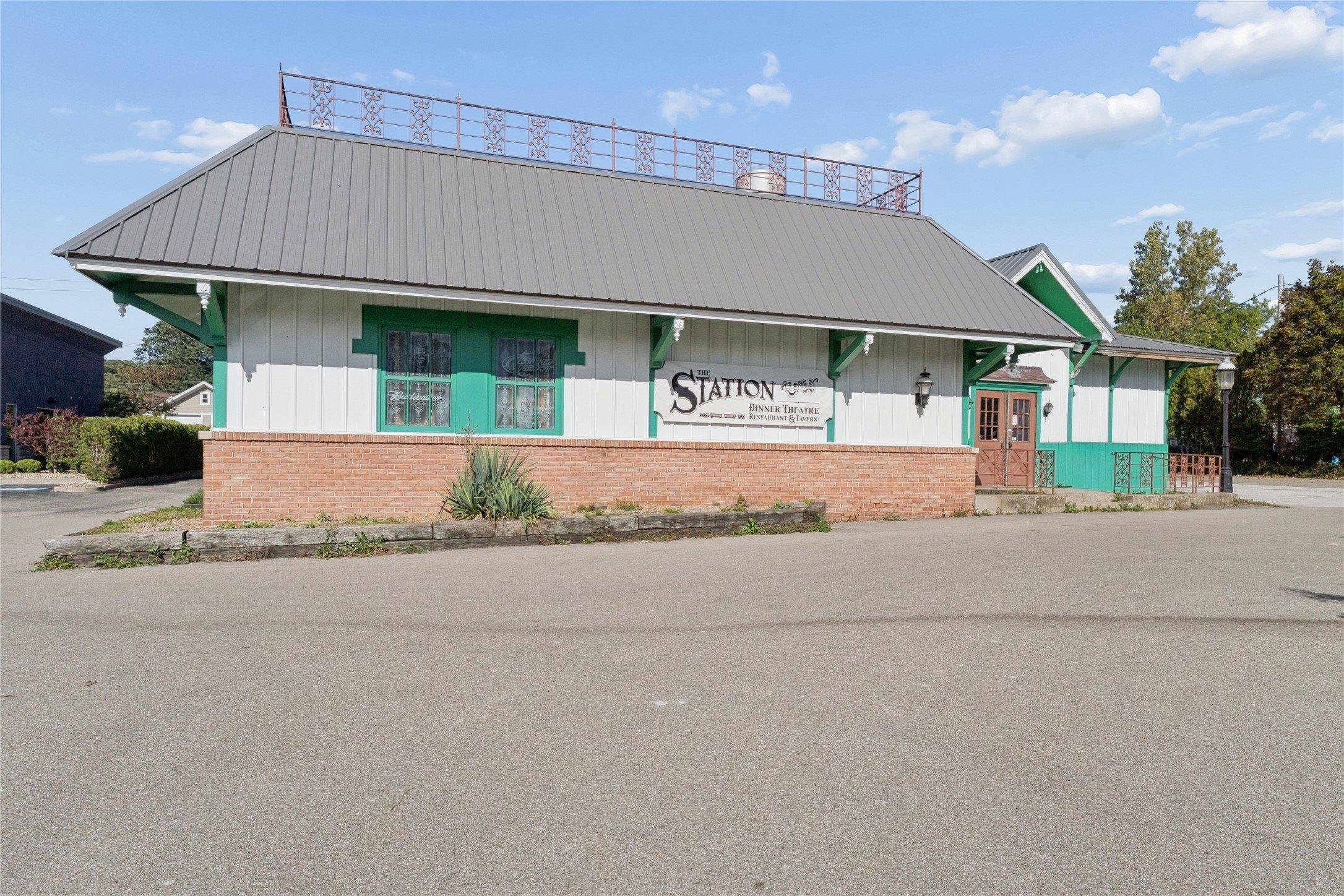 Property Image for 4940 PEACH Street