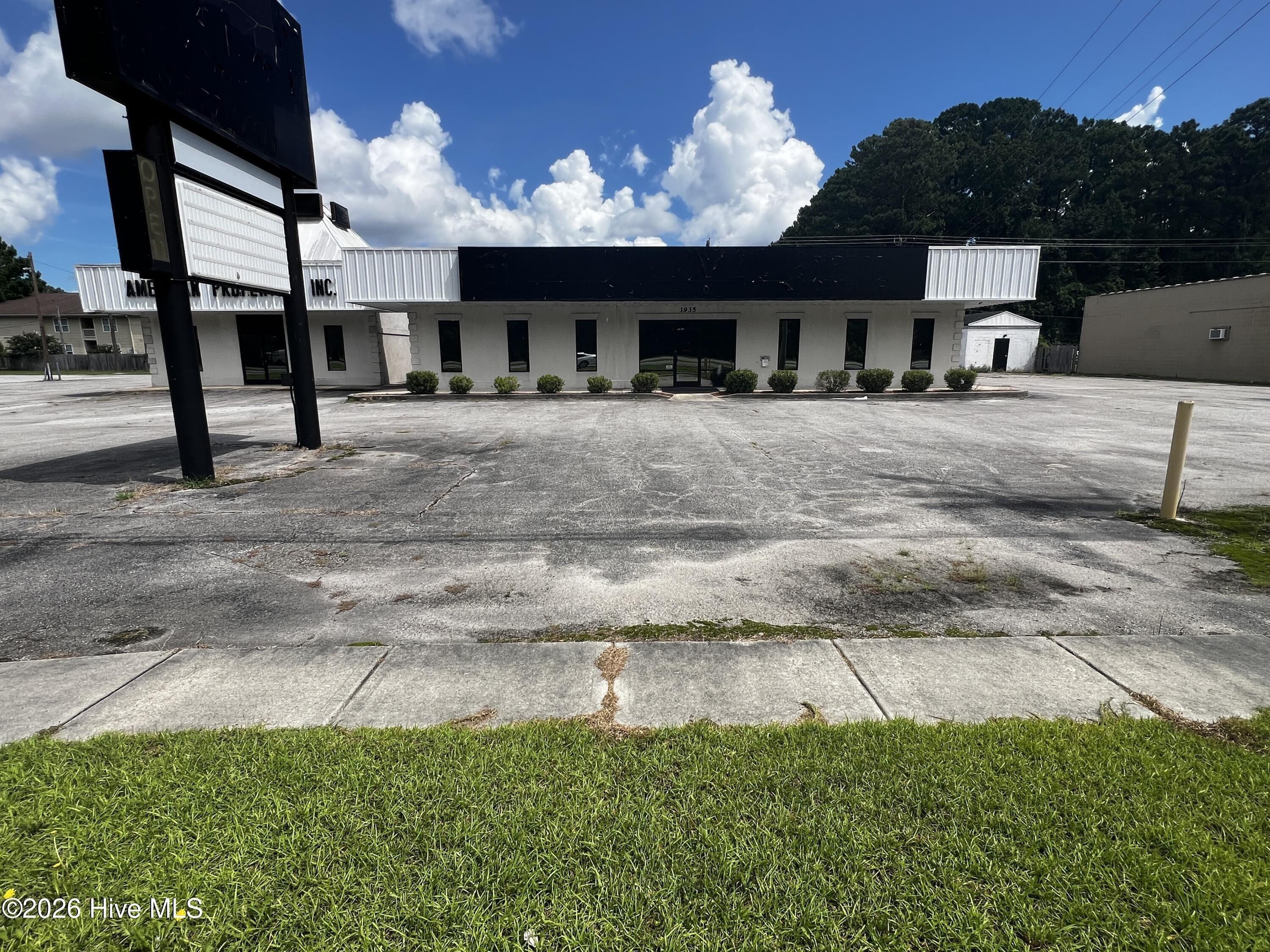 Property Image for 1935 Lejeune Boulevard