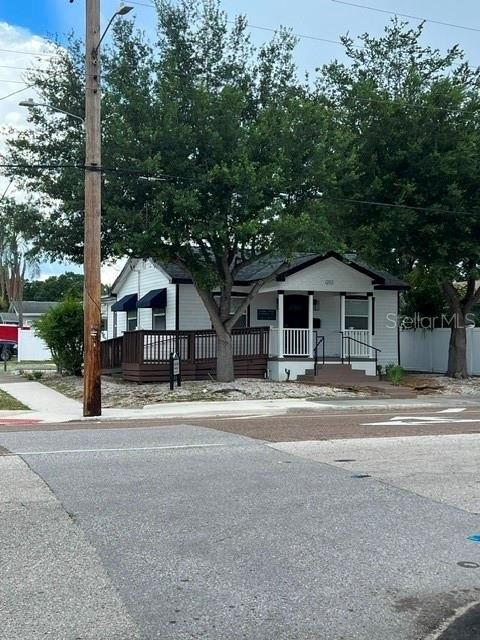 Property Image for 1202 N ARMENIA Avenue