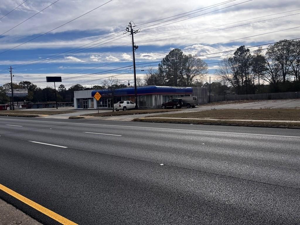 Property Image for 3290 Victory Drive