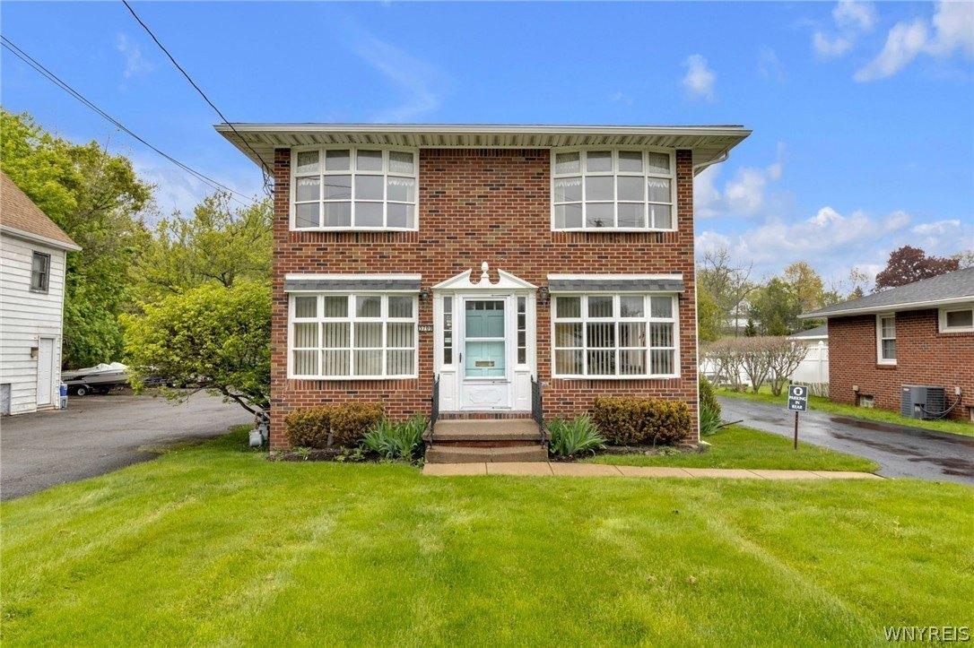 Property Image for 3700 Seneca Street