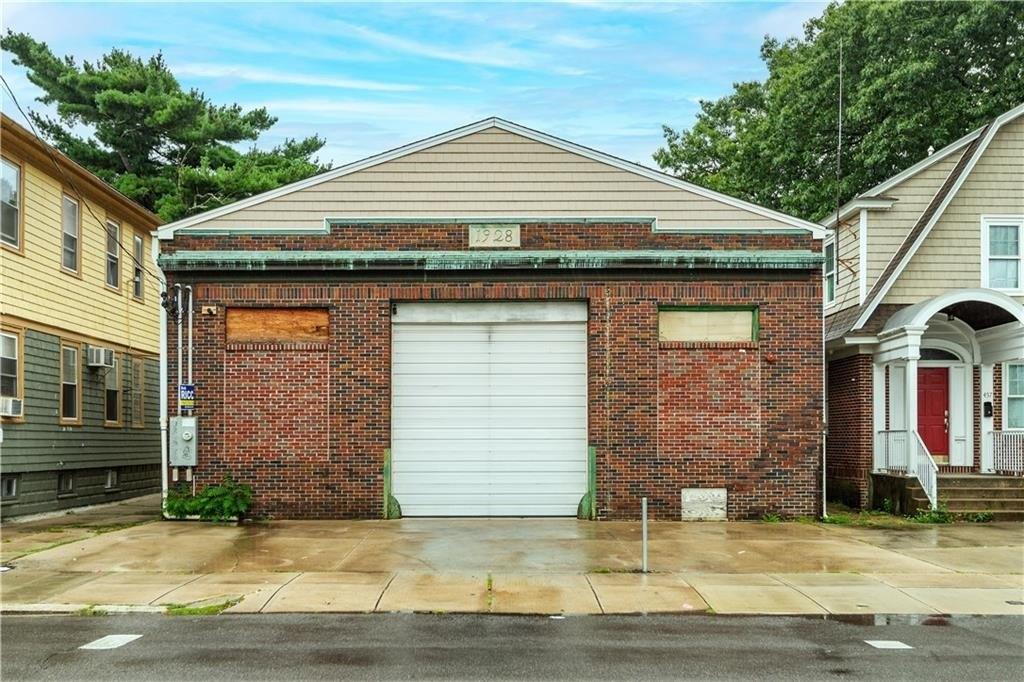 Property Image for 461 Douglas Avenue