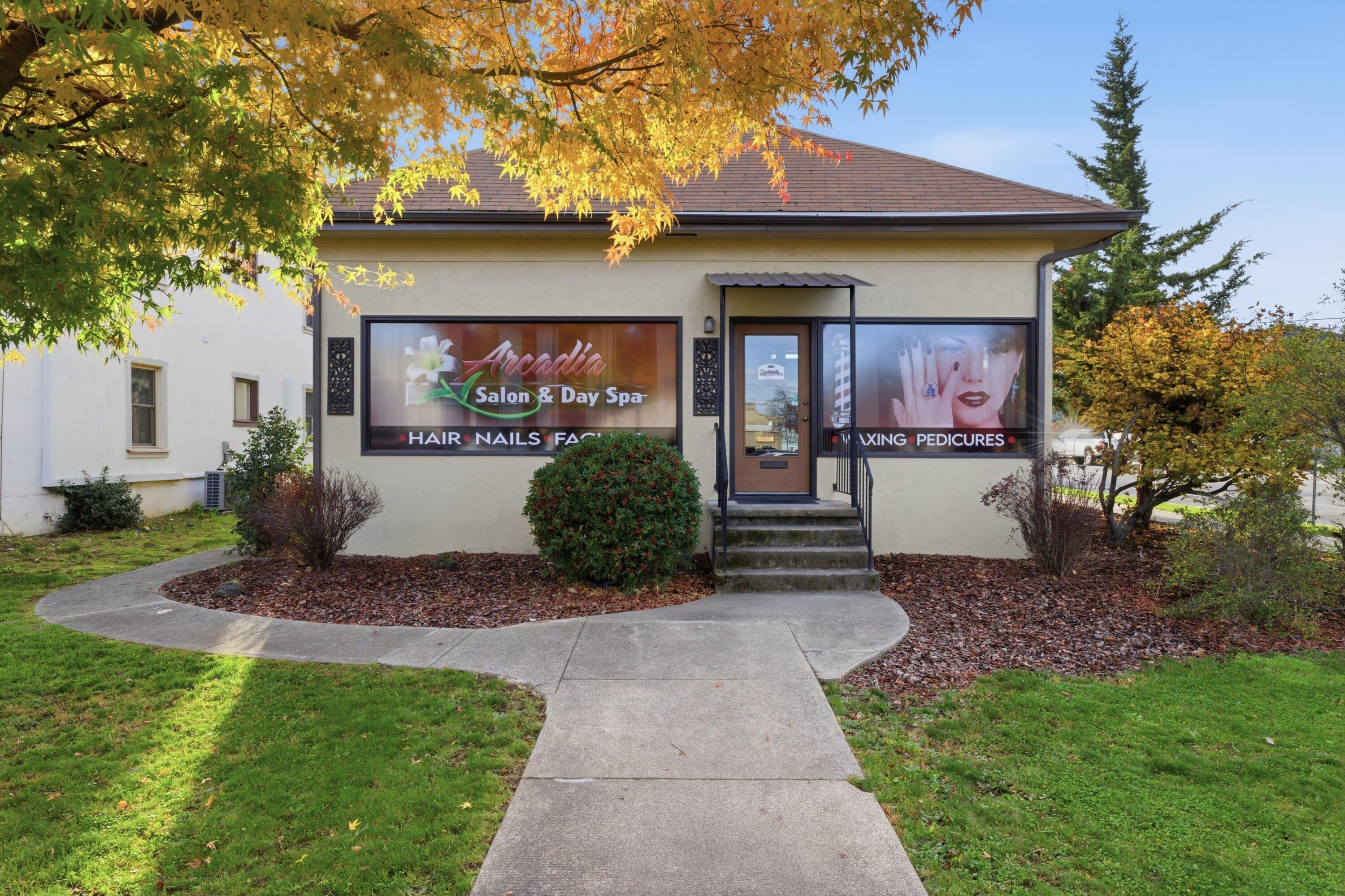Property Image for 147 N Holly Street