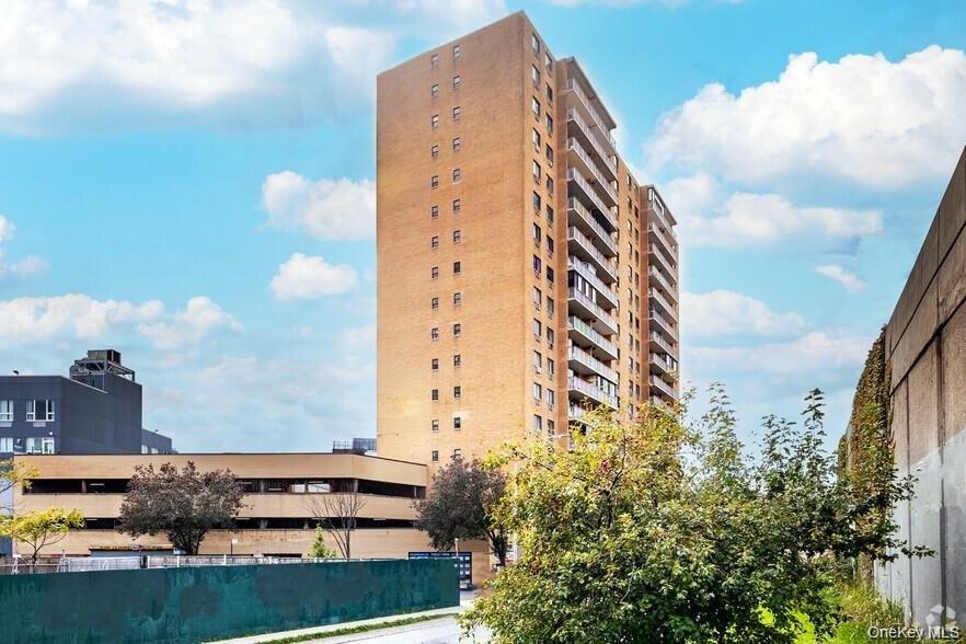 Property Image for 92-29 Queens Boulevard unit: Cu8 Cu8