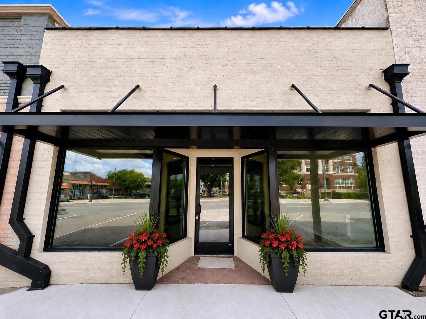 Property Image for 105 N Main Street